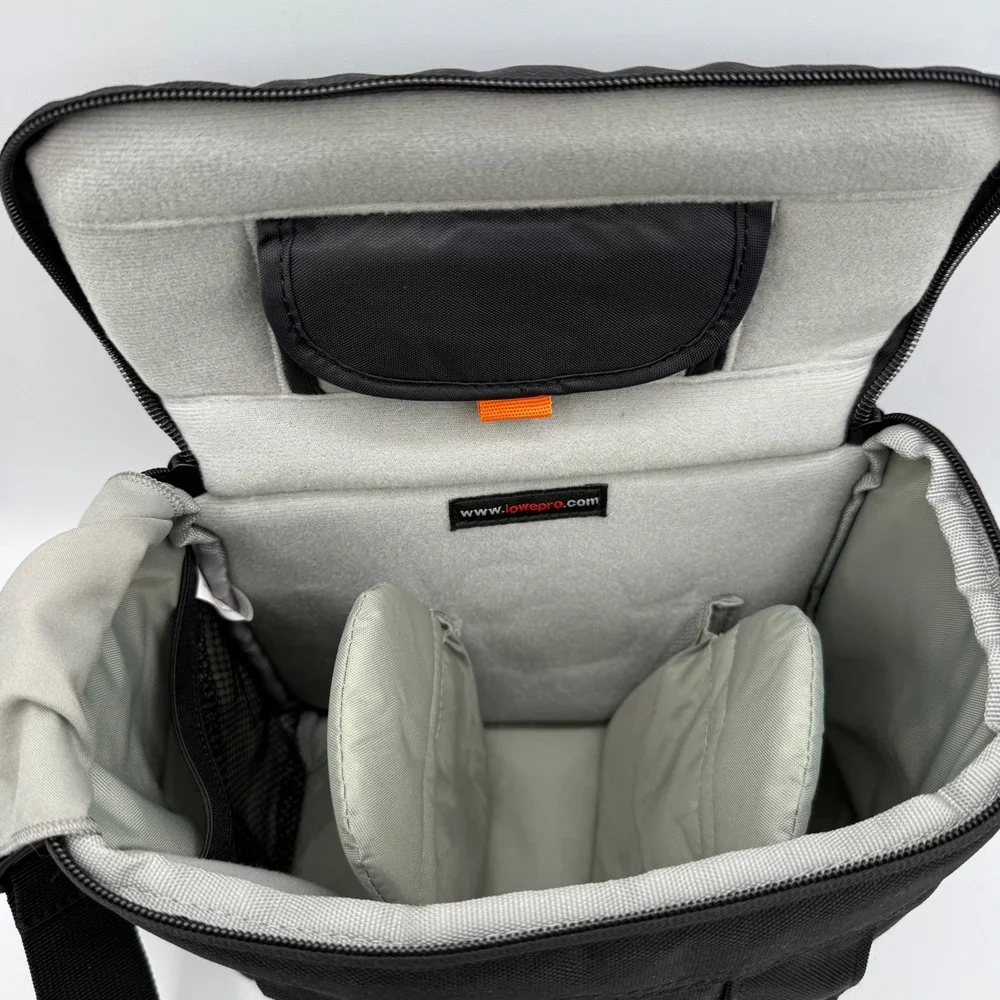 Canon EOS Rebel T4i DSLR Camera w/ EF-S 18-55mm IS II Lens Kit Bundle
